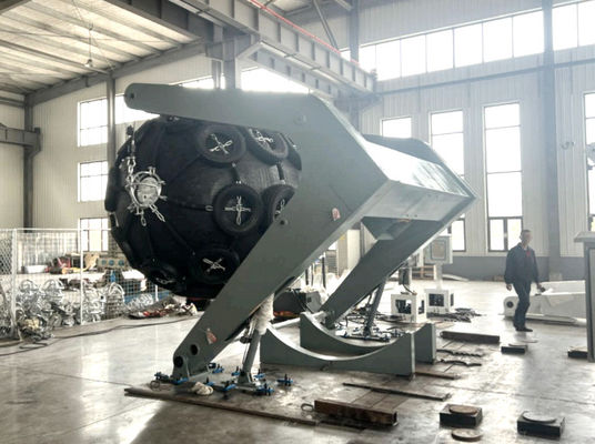Fender Crane per terminal marino