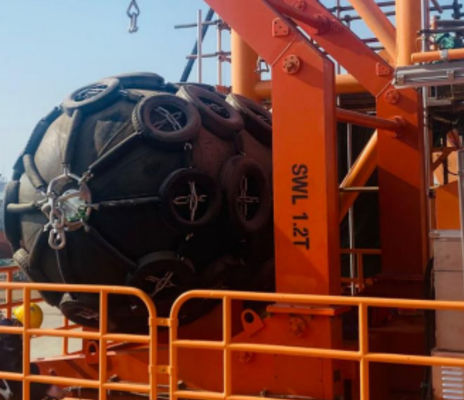 Yokohama Marine Fenders 2,30 metri di diametro