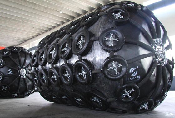 Fenders marini con rete di schiuma